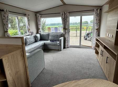 Abi Coworth Deluxe