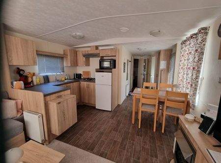 Flore 32/12.6/2 Bouwjaar 2017 op jaarplaats 16