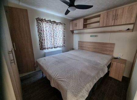 Flore 32/12.6/2 Bouwjaar 2017 op jaarplaats 16