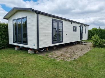 Kunert Primavera 11m x 4m *nieuw* op plaats 317