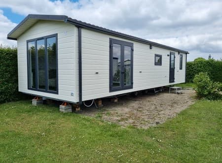 Kunert Primavera 11m x 4m *nieuw* op plaats 317